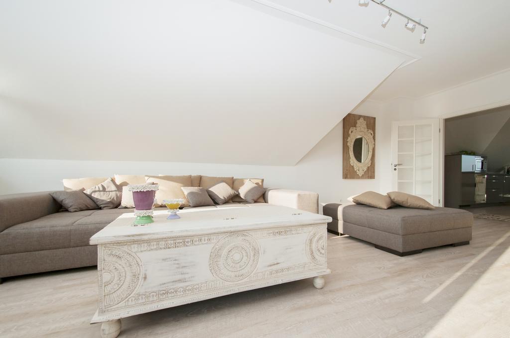 Ferienwohnung Nilsson Halstenbek エクステリア 写真